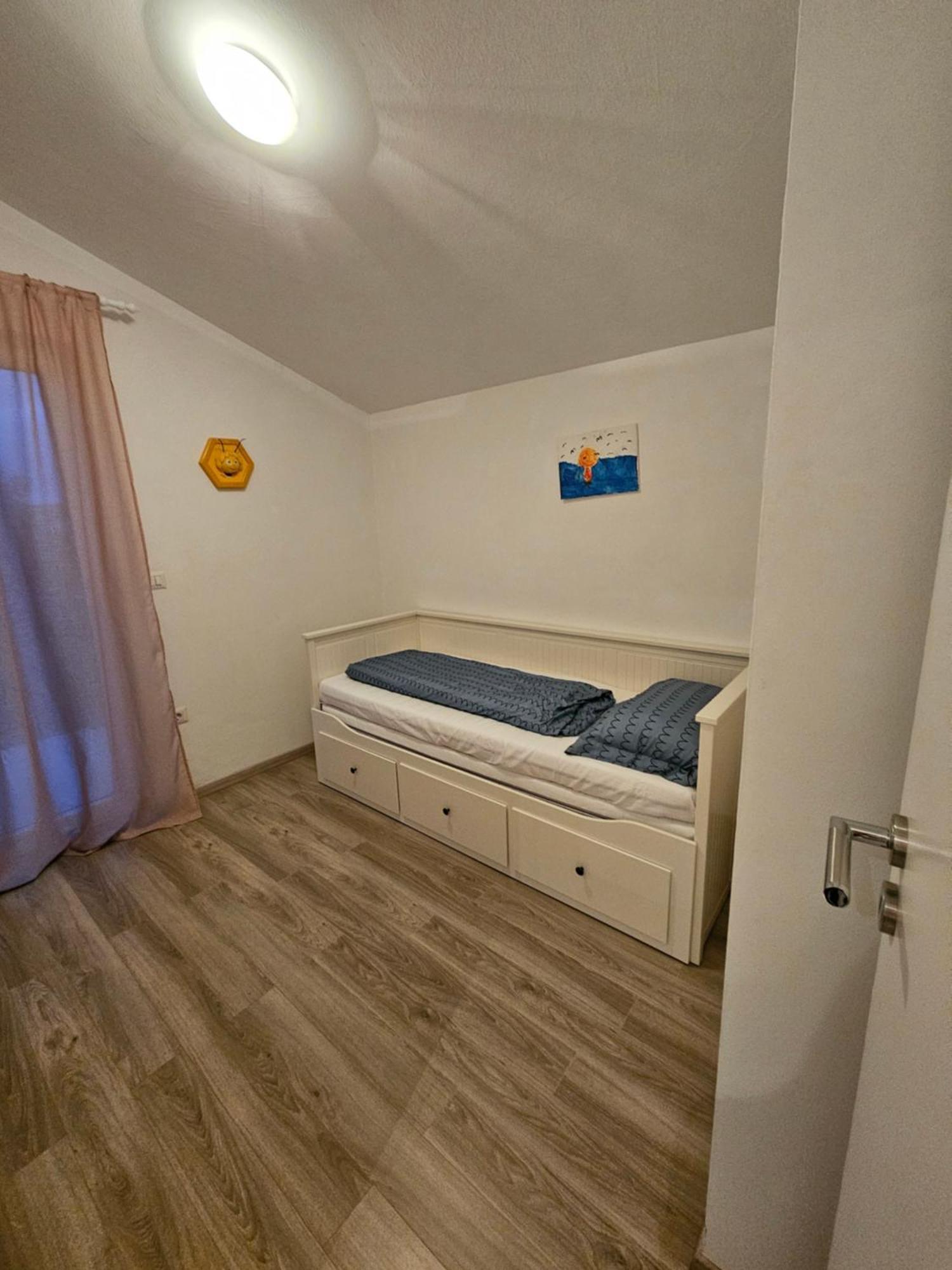 Apartment Robi Умаг Екстериор снимка